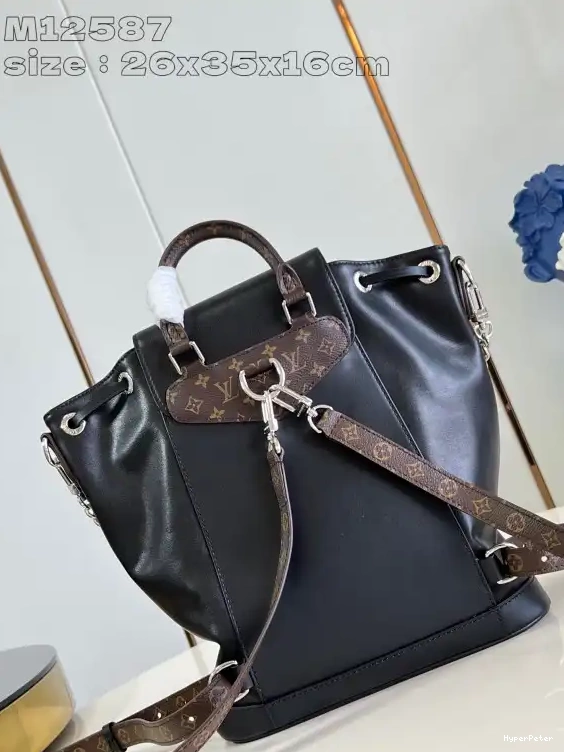 PM-26*35.5*16CM Montsouris VUITTON LOUIS 0620